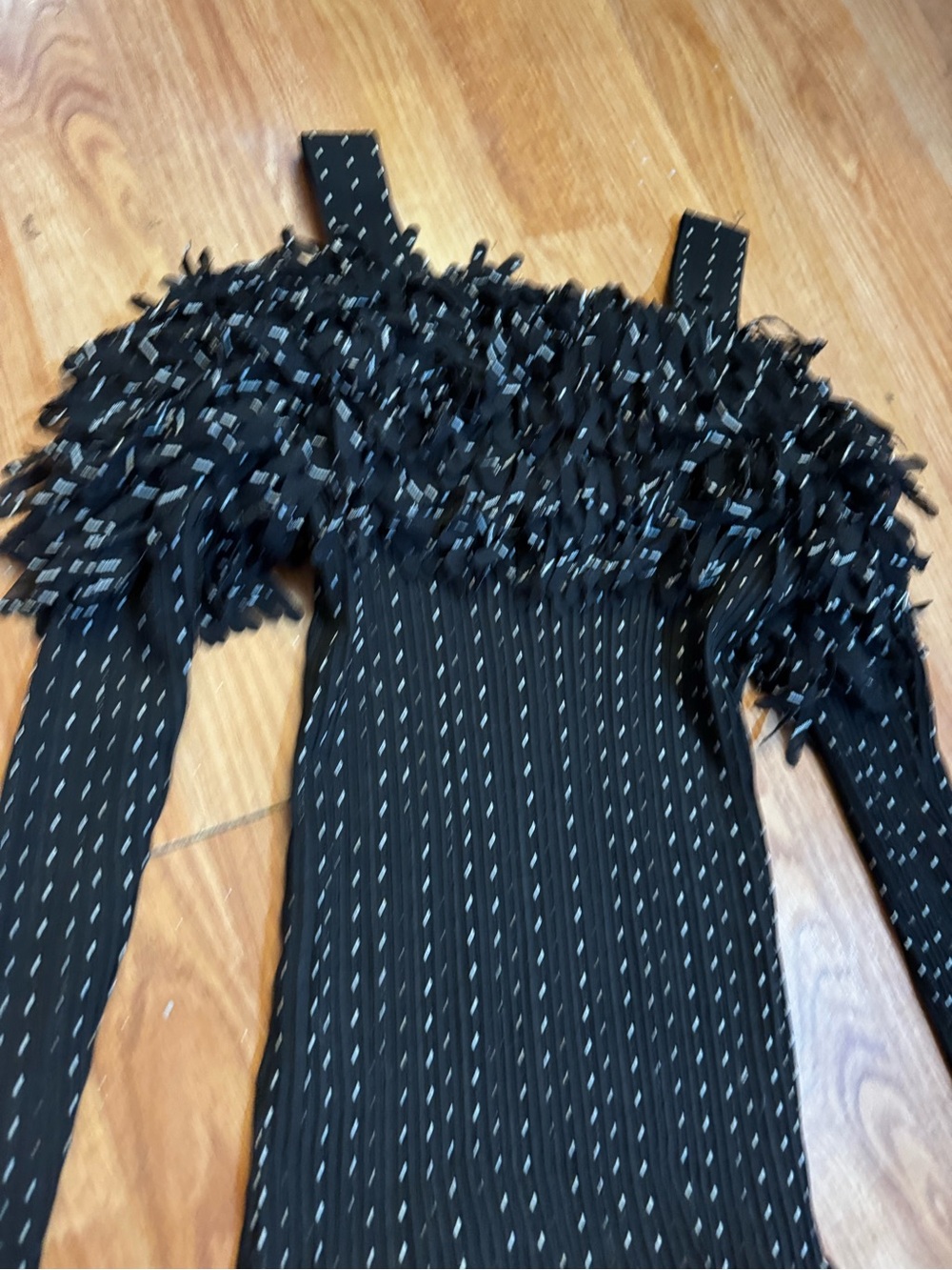 Vintage Ruffle Long sleeve - Picture 9 of 10